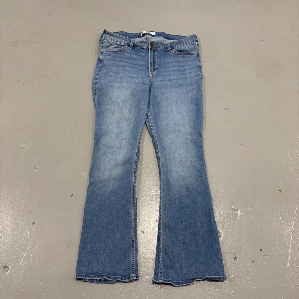 Hollister Curvy Mid-Rise Bootcut Jeans Blue Classic Stretch 16R W33R Medium Wash